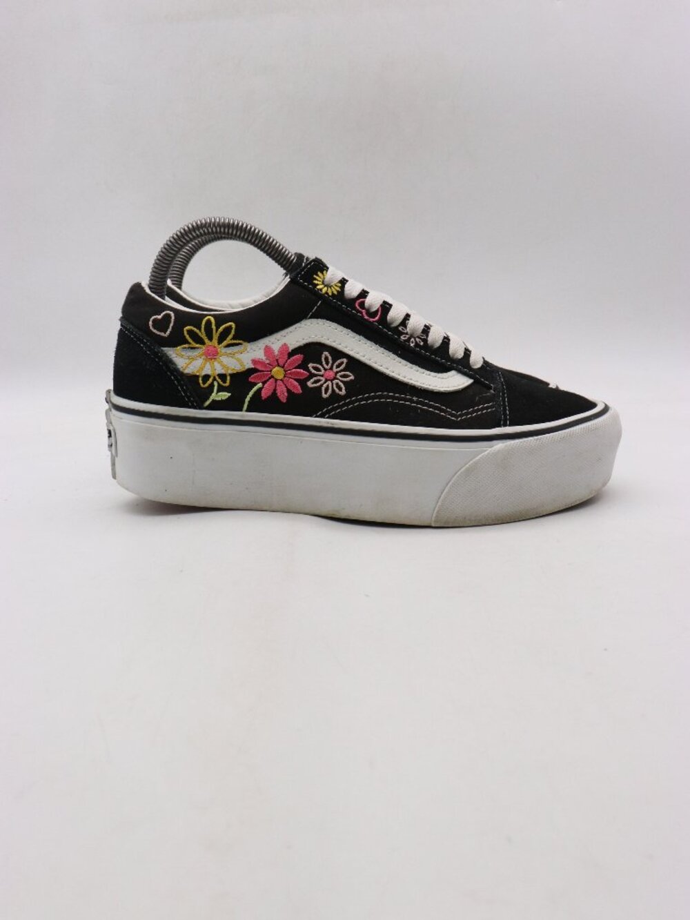 Vans Old Skool Platform Women's Size 8 Black Floral Embroidered Sneakers